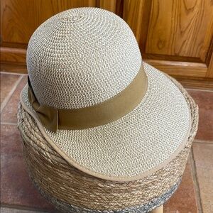 Magid Paper straw Elegant Cream and Tan Women's Sun Hat